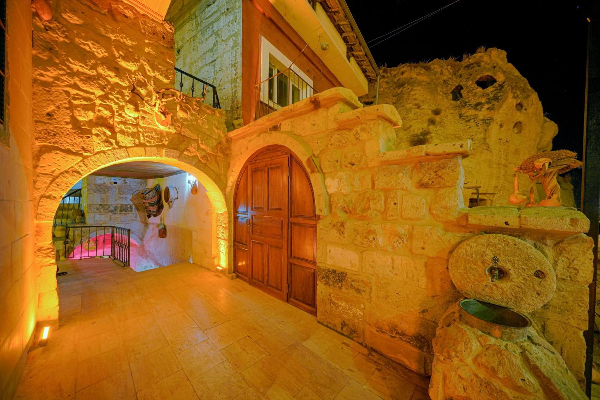 Babili Cappadocia Cave Hotel Nevşehir Exterior photo